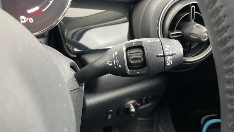 MINI Hatchback 1.5 Cooper Classic II 5dr Petrol Hatchback